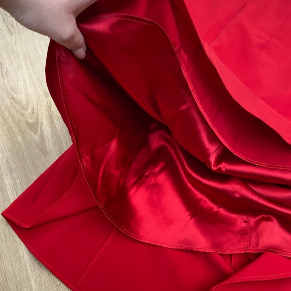 NWT City Chic Iliana Dress in Cherry Size 18 Red with Crystal Flower Detail - Picture 12 of 16